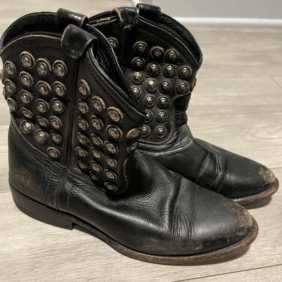 Frye Wyatt Disc Studded Ankle Boot - Picture 3 of 11